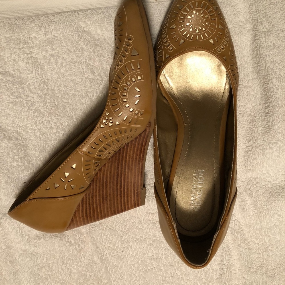 Kenneth Cole wedges